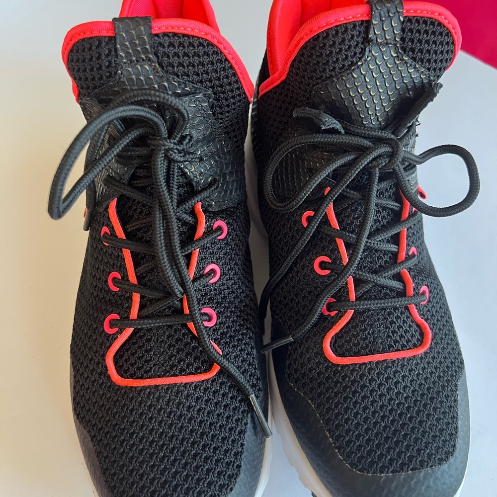 Women's Black and Coral Athletic Lace-Up Sneakers